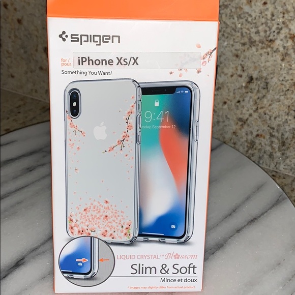Spigen iPhone XS/X case - Picture 1 of 3